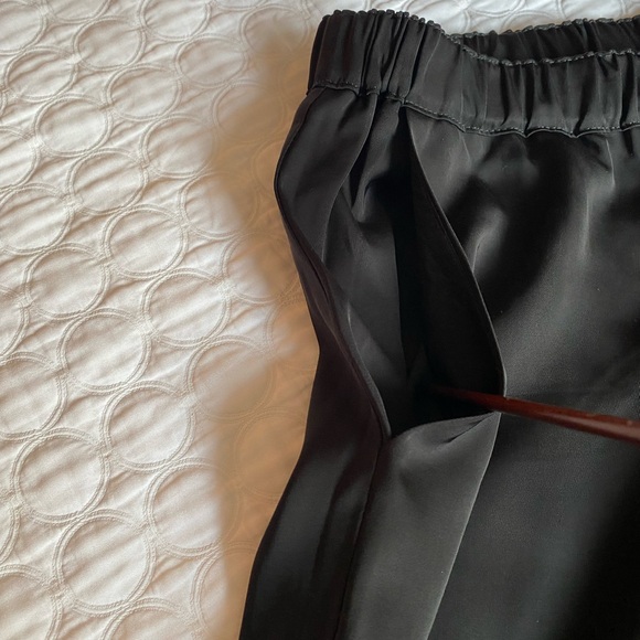 Trina Turk Women’s Jogger Size 0 Loose Black Pants w/Pockets Rayon Blend - Picture 5 of 8